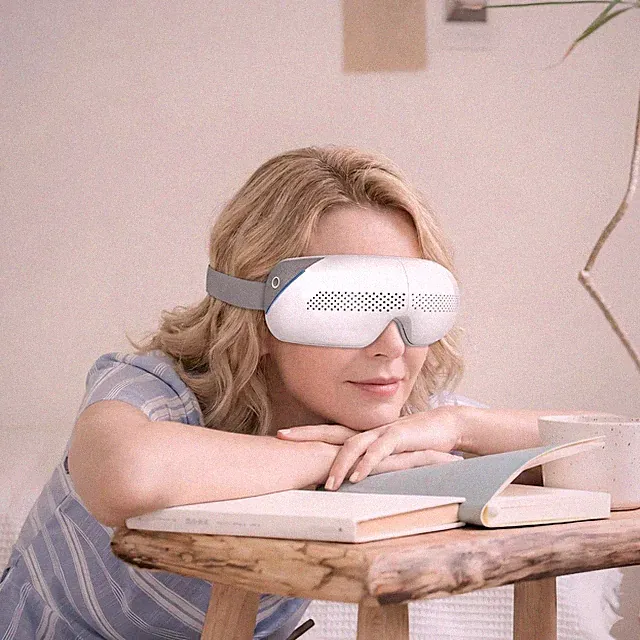 Smart Eye Massager with Heat Bluetooth Music Visualized Nice Gift Box PainRelief